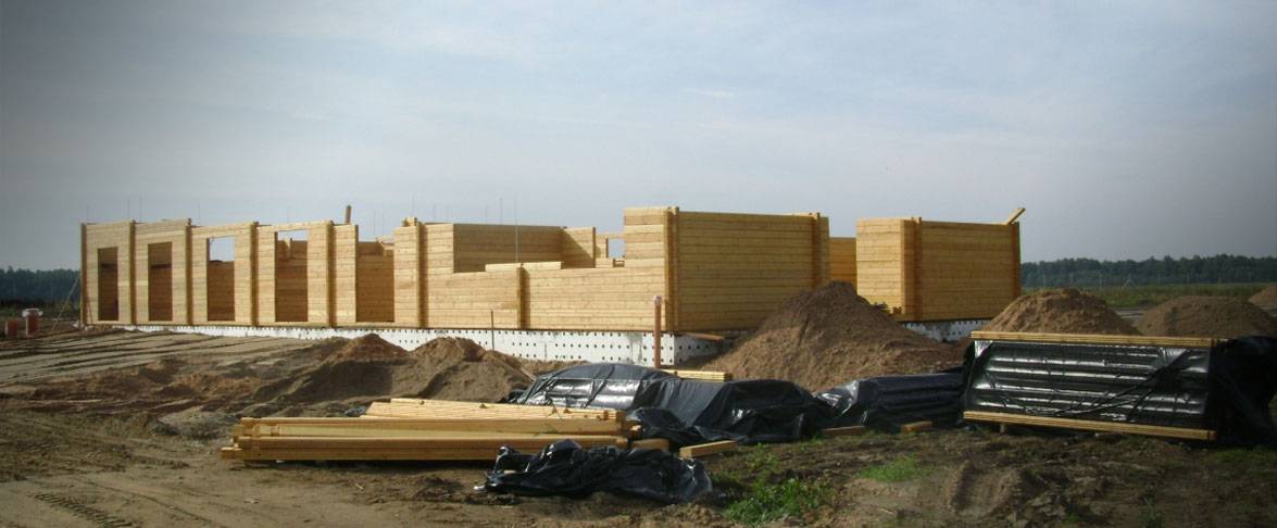 Stables - start of the construction